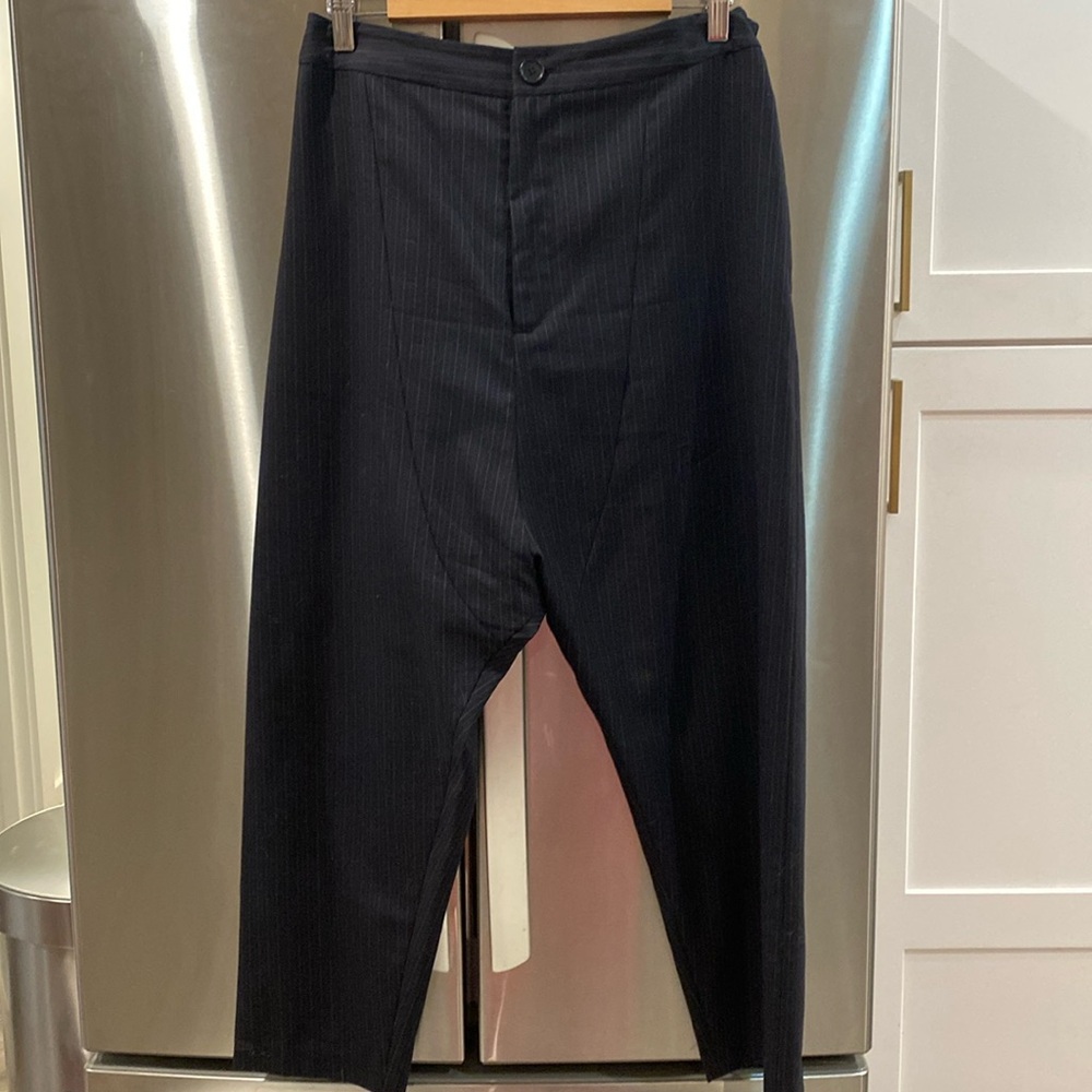 Pas De Calais women’s pant, size large